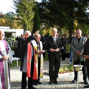 Segnung des neuen Baumhains