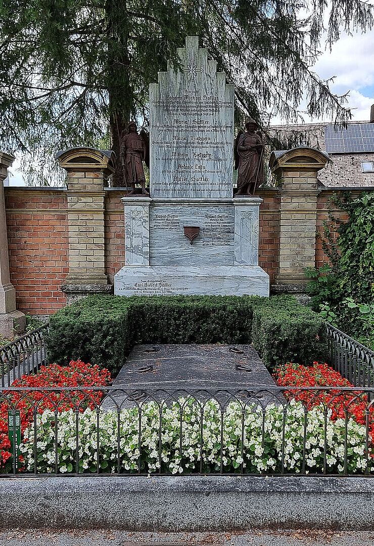 Ehrengrab Johann Michael und Hubert Sattler