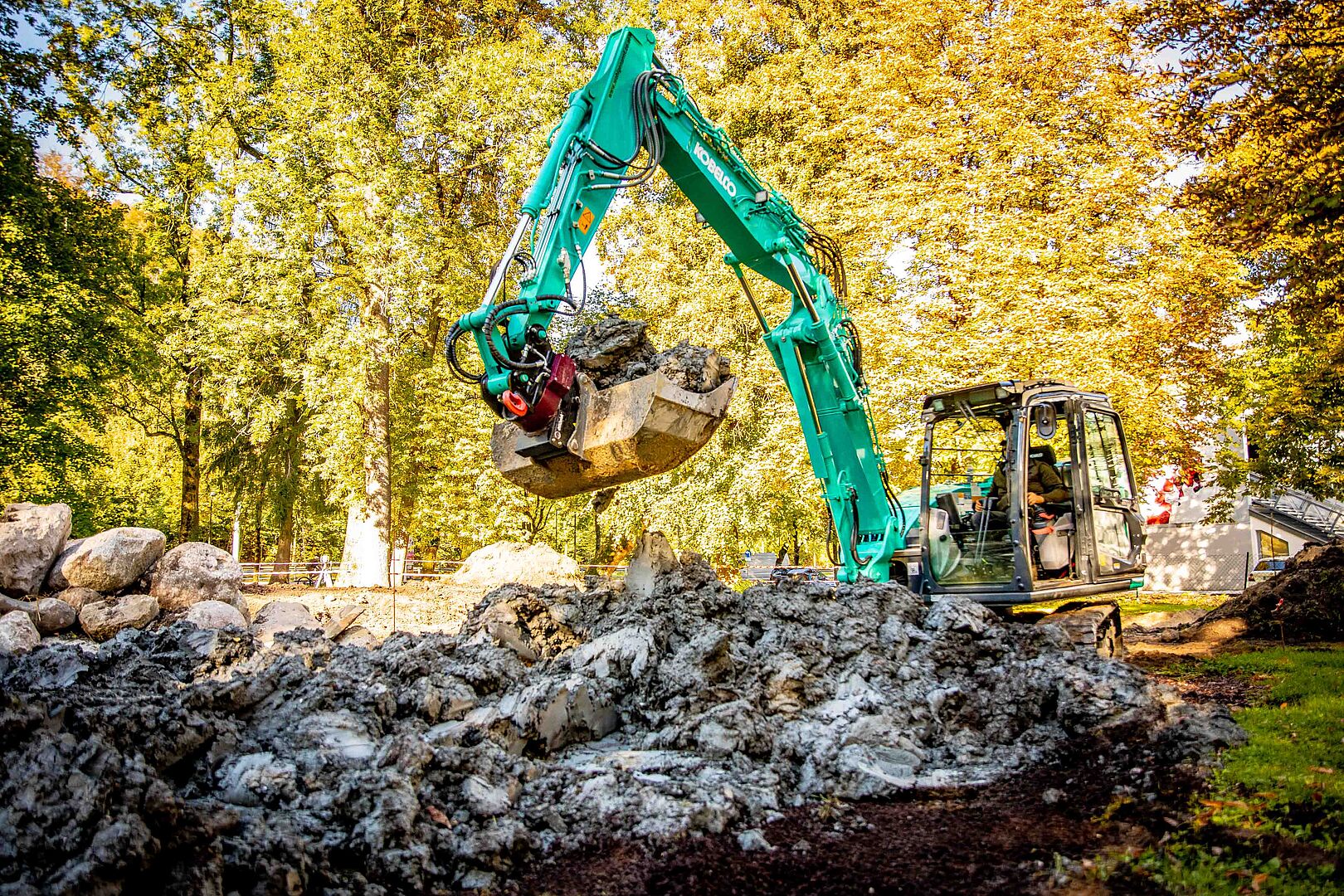 Bauarbeiten am neuen Wasserspielplatz
