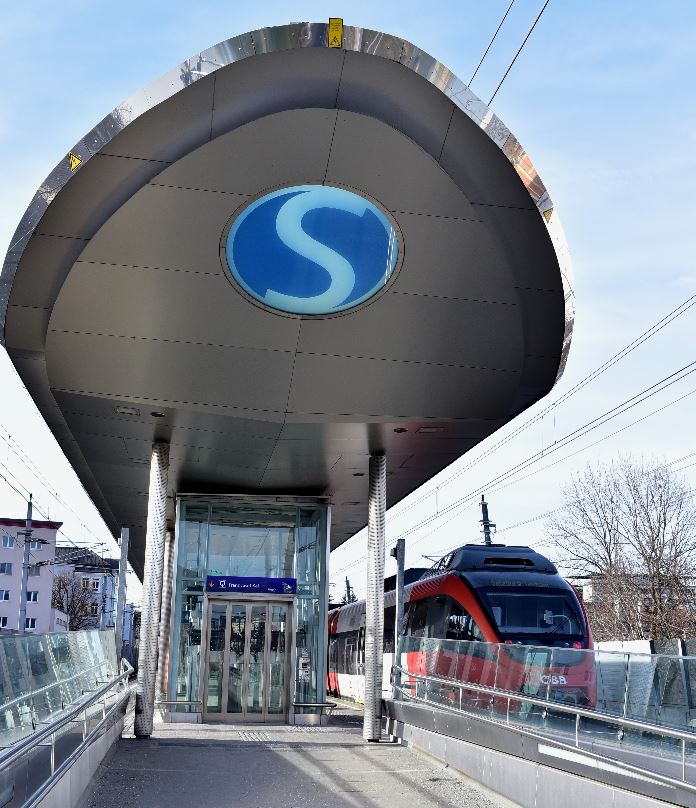 S-Bahn Station