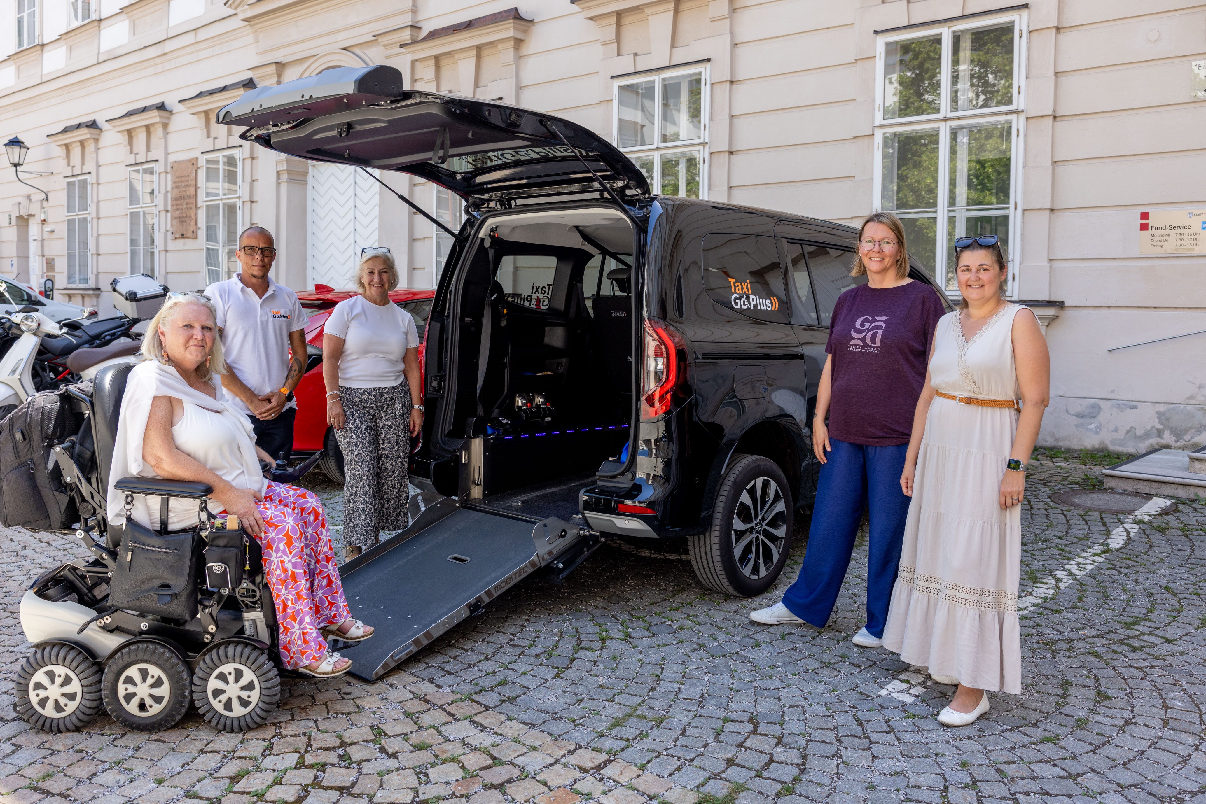 Rollstuhlgerechtes Taxi