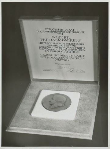 Die Mozartmedaille der Stadt Salzburg.
